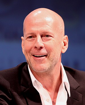 Bruce Willis by Gage Skidmore 2.jpg